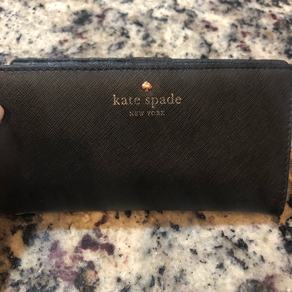 Kate Spade Wallet - Picture 1 of 4